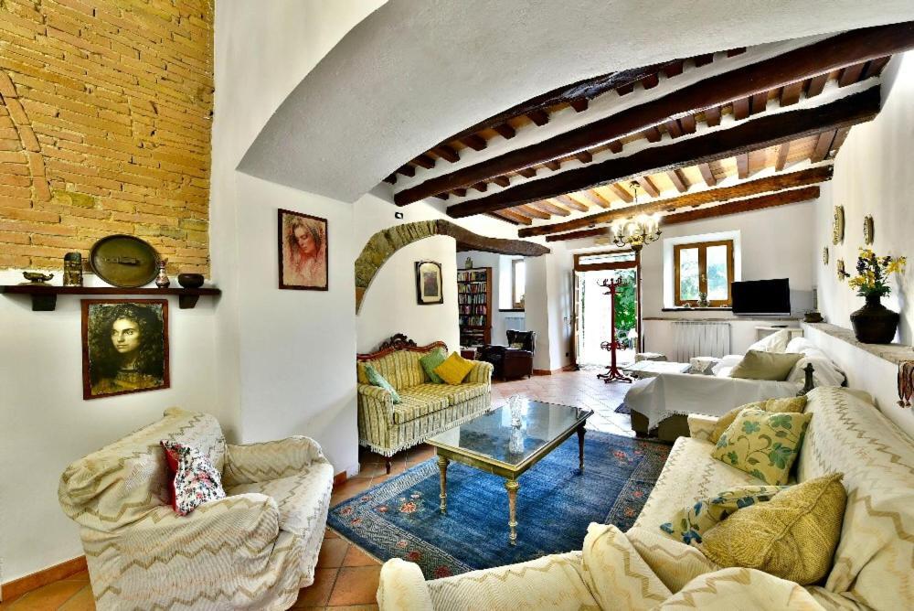 Agriturismo Corvaia Radicofani Εξωτερικό φωτογραφία